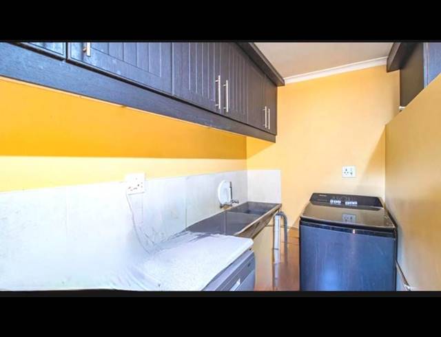 5 BEDROOM HOUSE FOR SALE IN GLENANDA